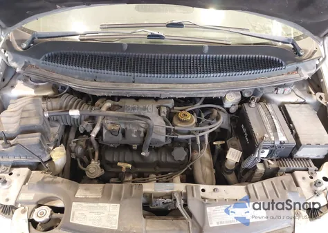 2001 Dodge Grand Caravan Sport z USA, uszkodzony, nr VIN 2B4GP44311R326626